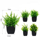 Planta Artificial em Vaso Preto